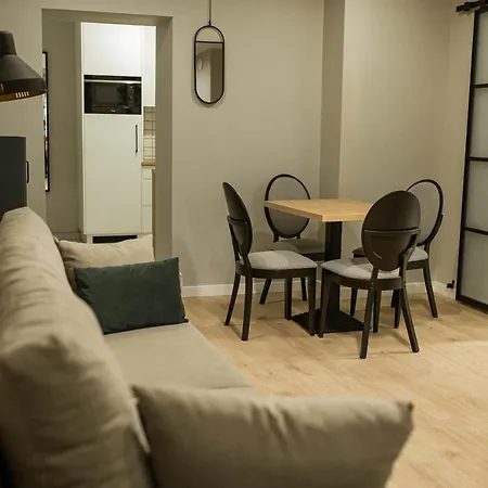 Rynek 12 Apartment