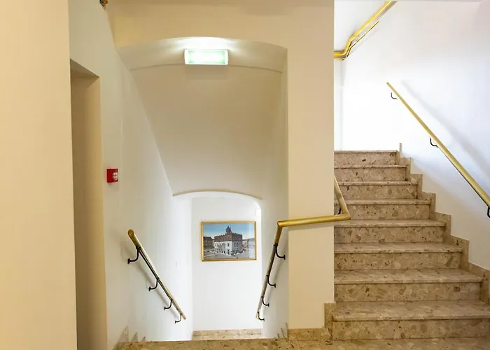 Rynek 12 * טארנאו